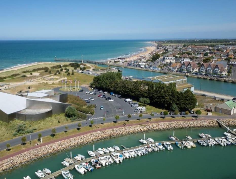 Charmante Petite Maison De La Cote Normande Courseulles-sur-Mer Exterior photo